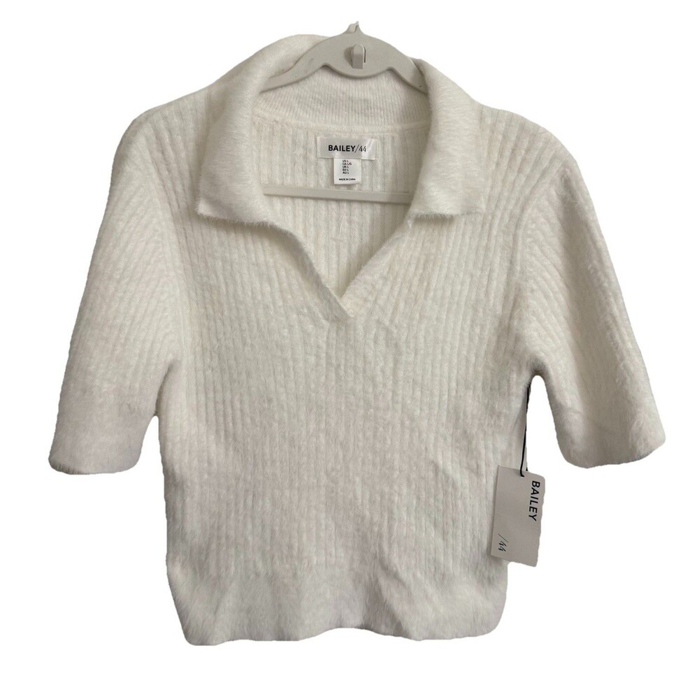Bailey 44 Sweater Top Large White Fuzzy Ribbed Short Sleeve Soft Cozy V-Neck NWT